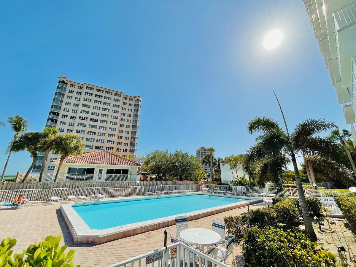 Penthouse 6 Panoramic Ocean Views Top Floor フォートマイヤーズビーチ エクステリア 写真